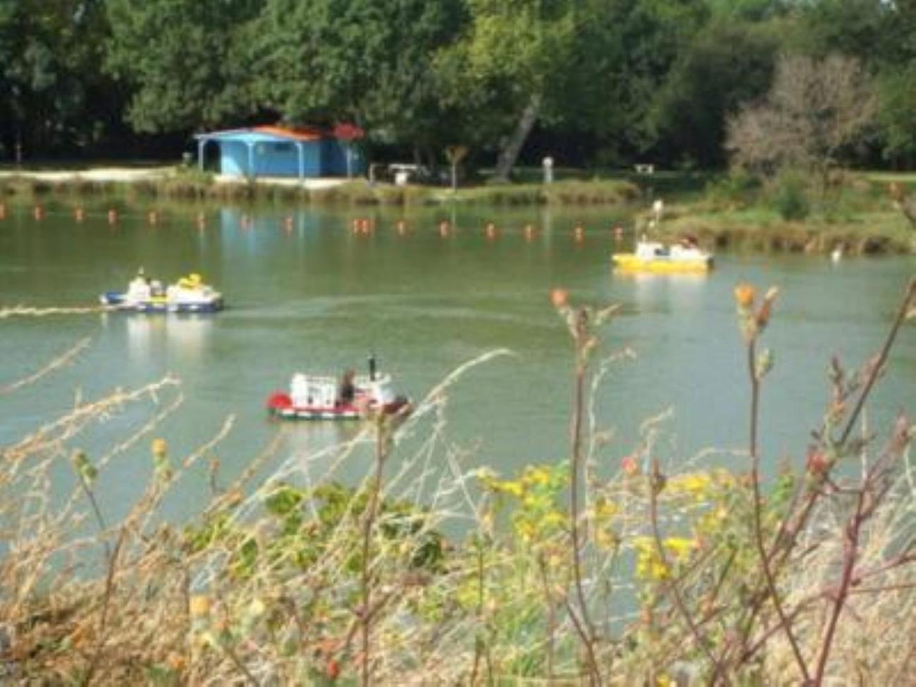 Maison A 8 Min A Pied De La Plage Avec Jardin Clos Et Ombrage Saint-Georges-d'Oleron Buitenkant foto